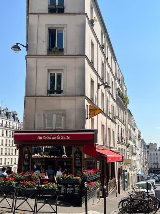 Magnifique 2p Avec Vue Sur Le Sacre Coeur Paris